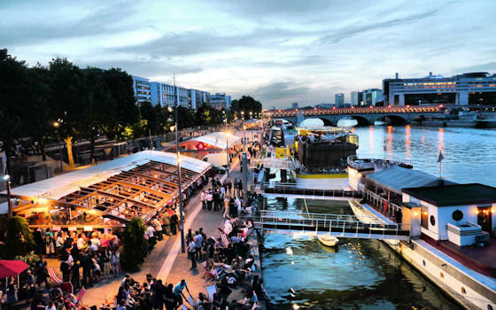 Vue terrasses du quai François Mauriac